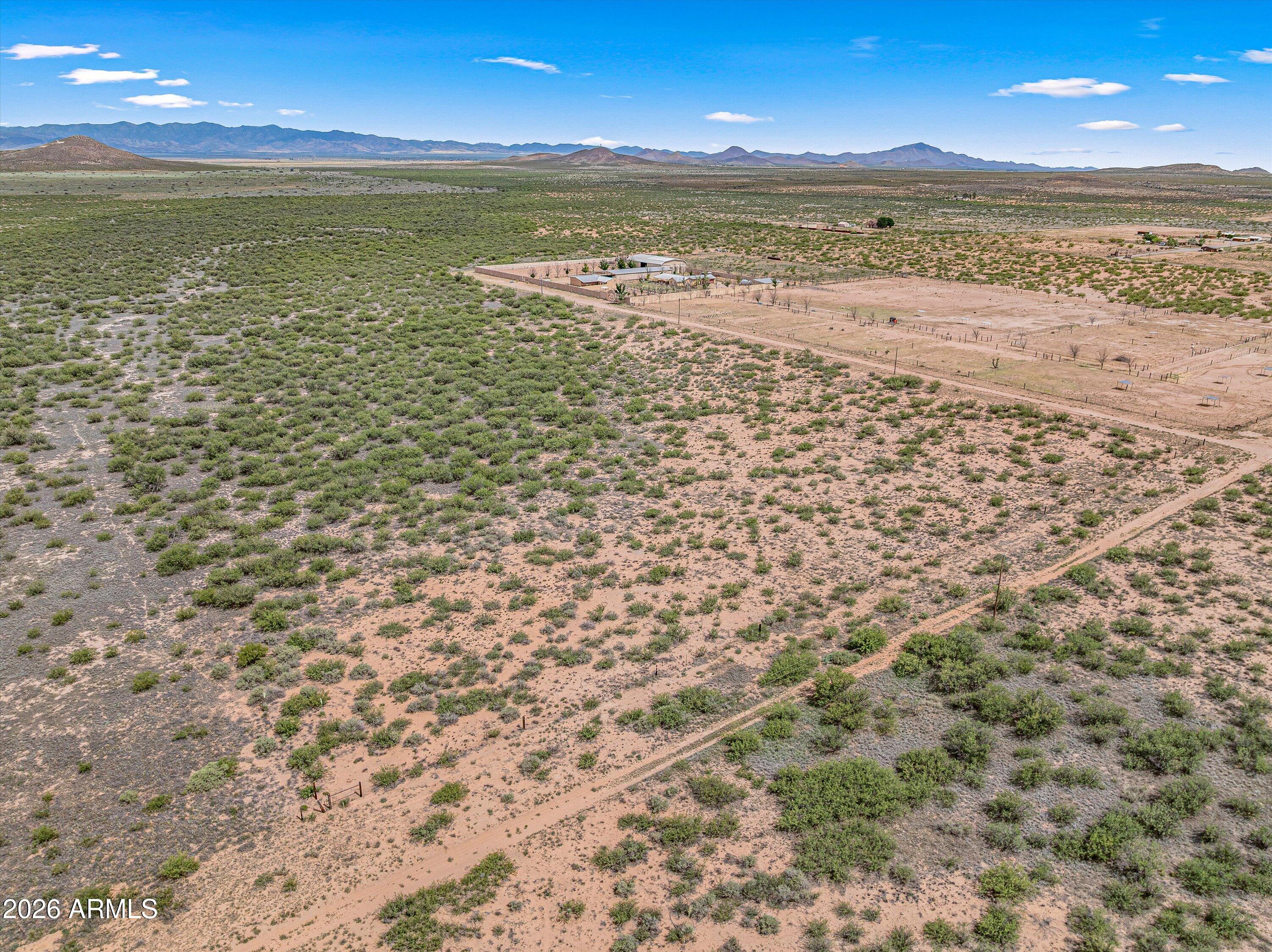 TBD E Antelope Road -