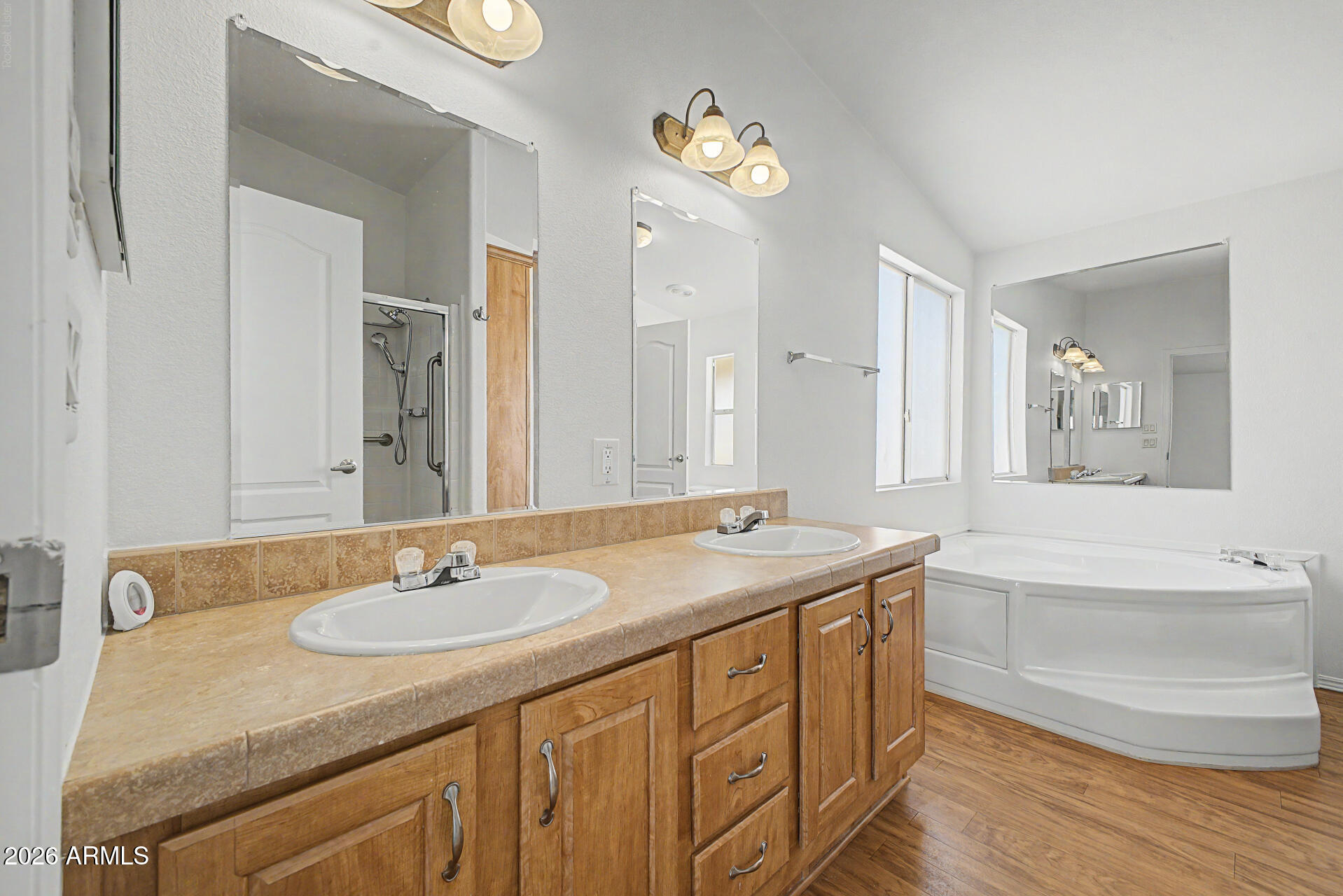 41 N 350TH Avenue