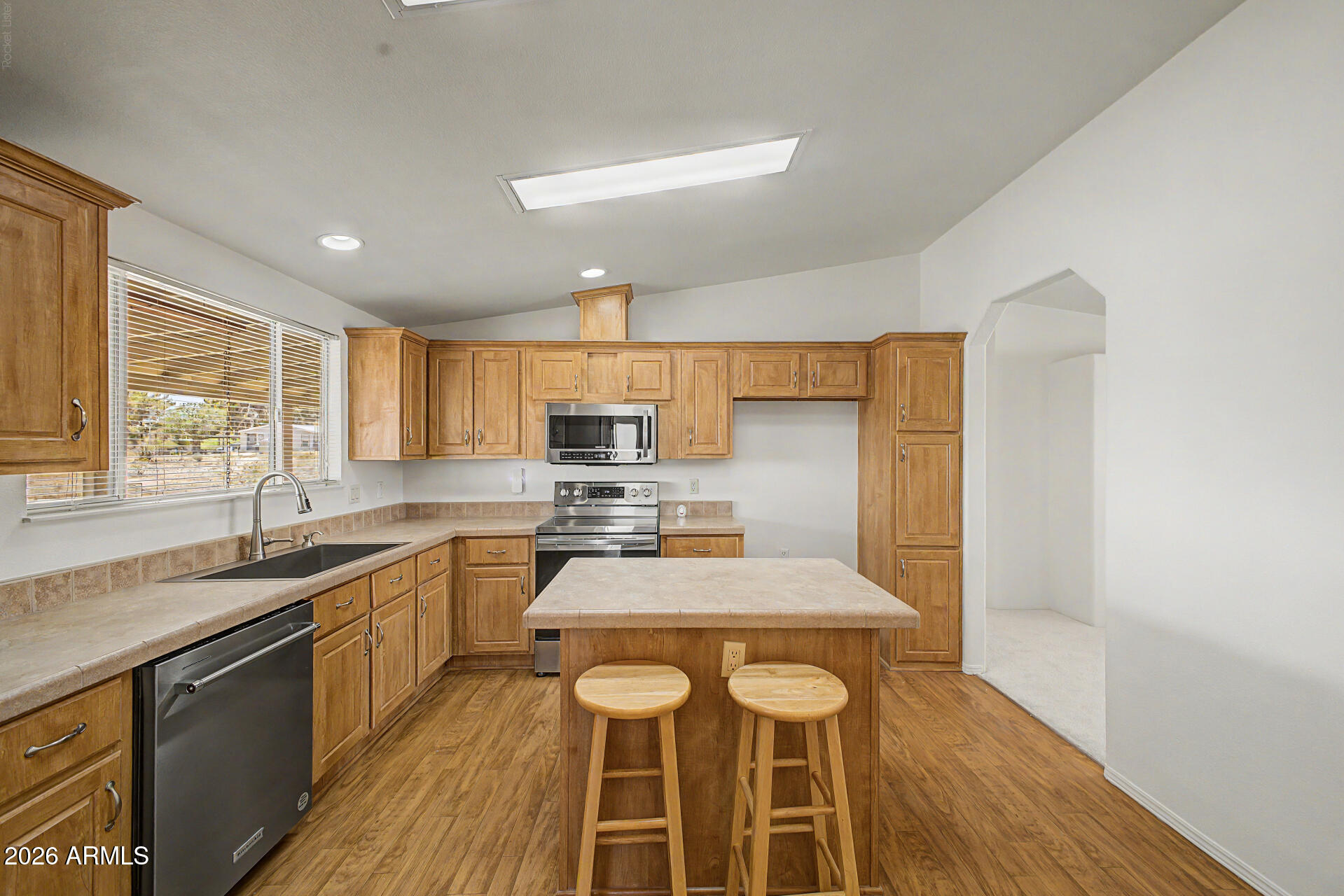 41 N 350TH Avenue