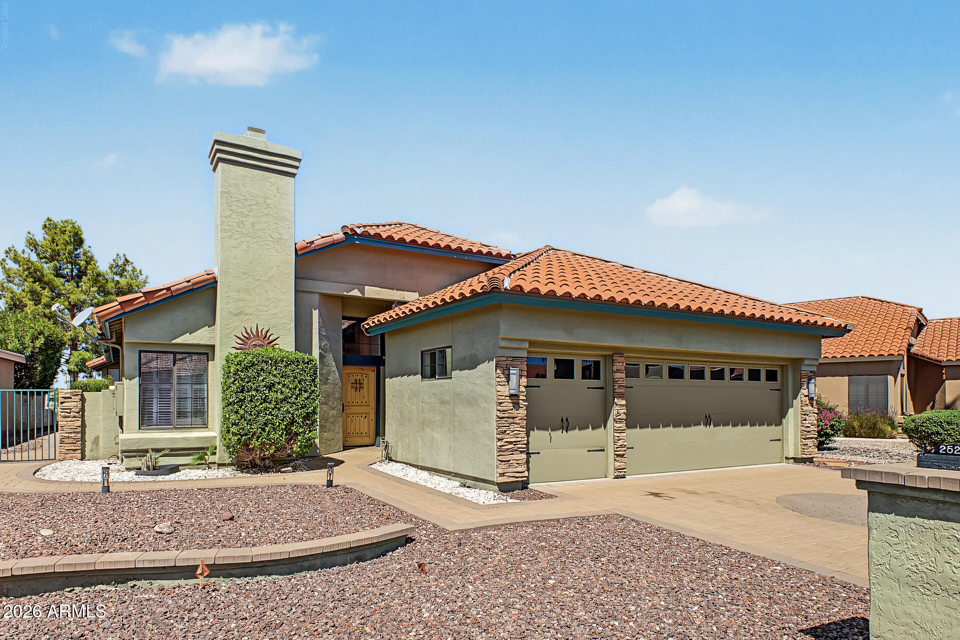 25228 S CLOVERLAND Drive