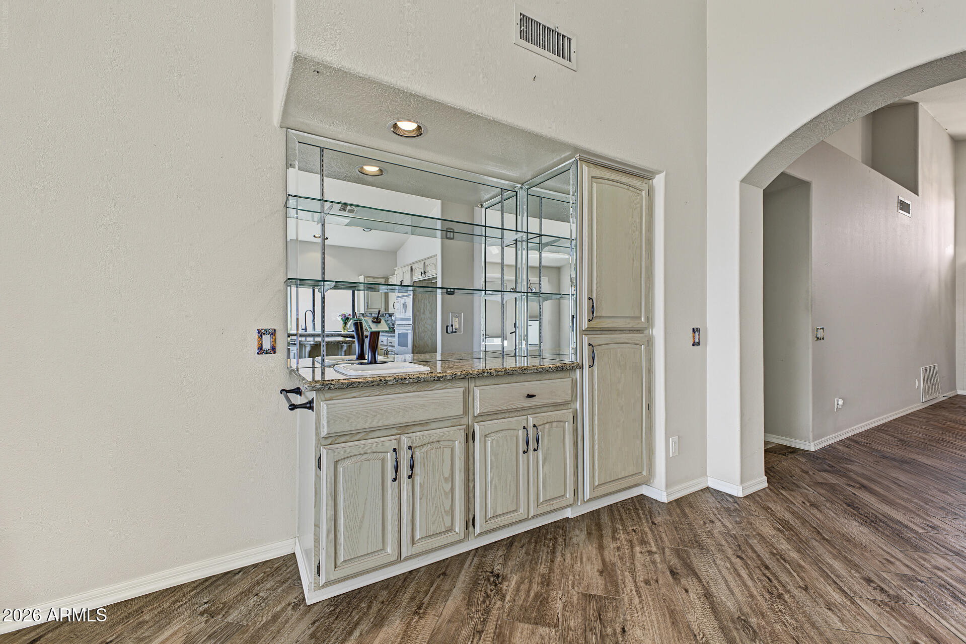 25228 S CLOVERLAND Drive