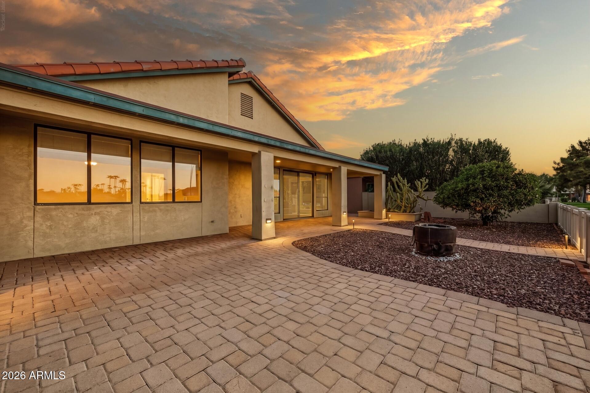 25228 S CLOVERLAND Drive