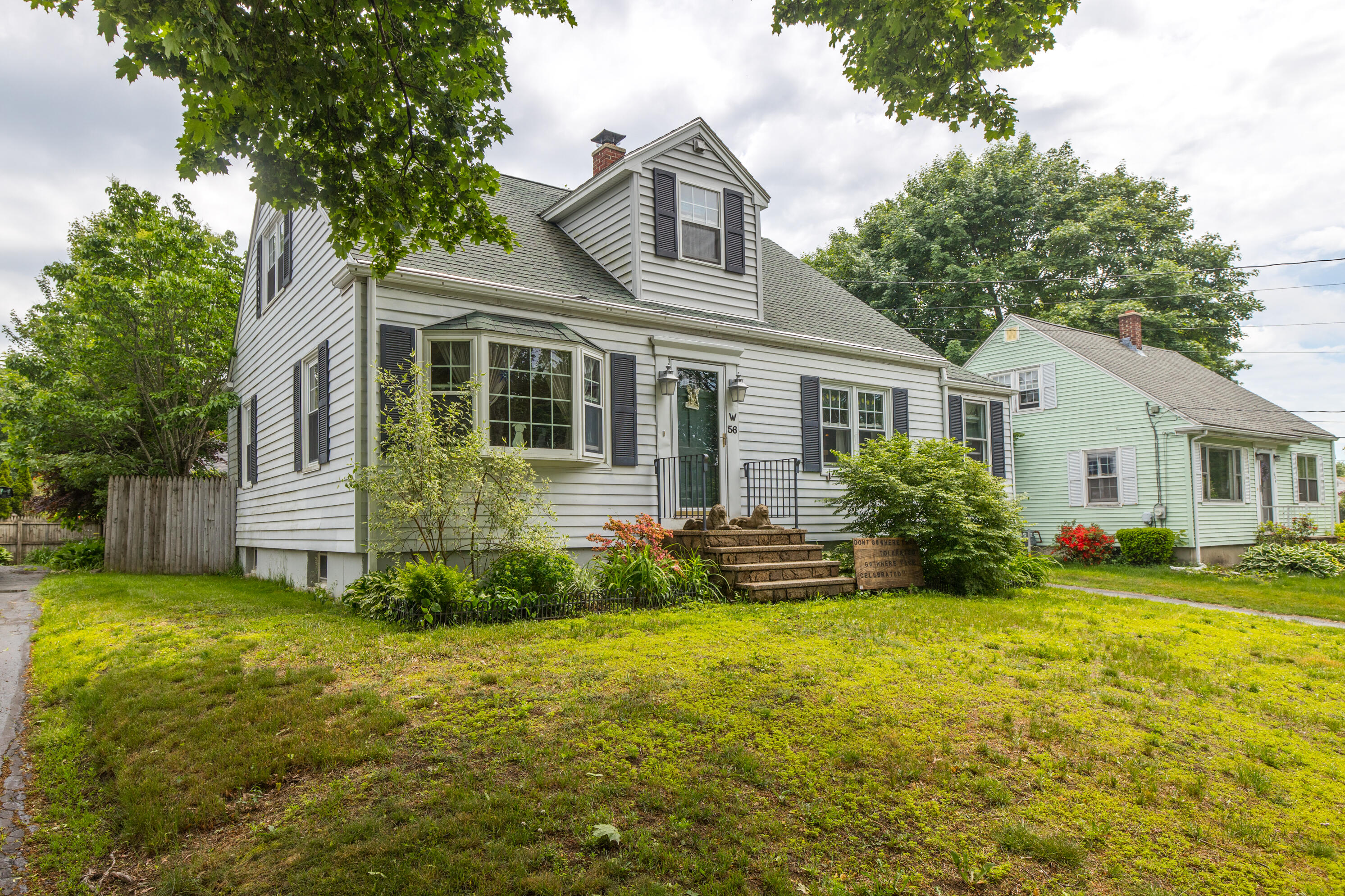 56 W Commonwealth Drive