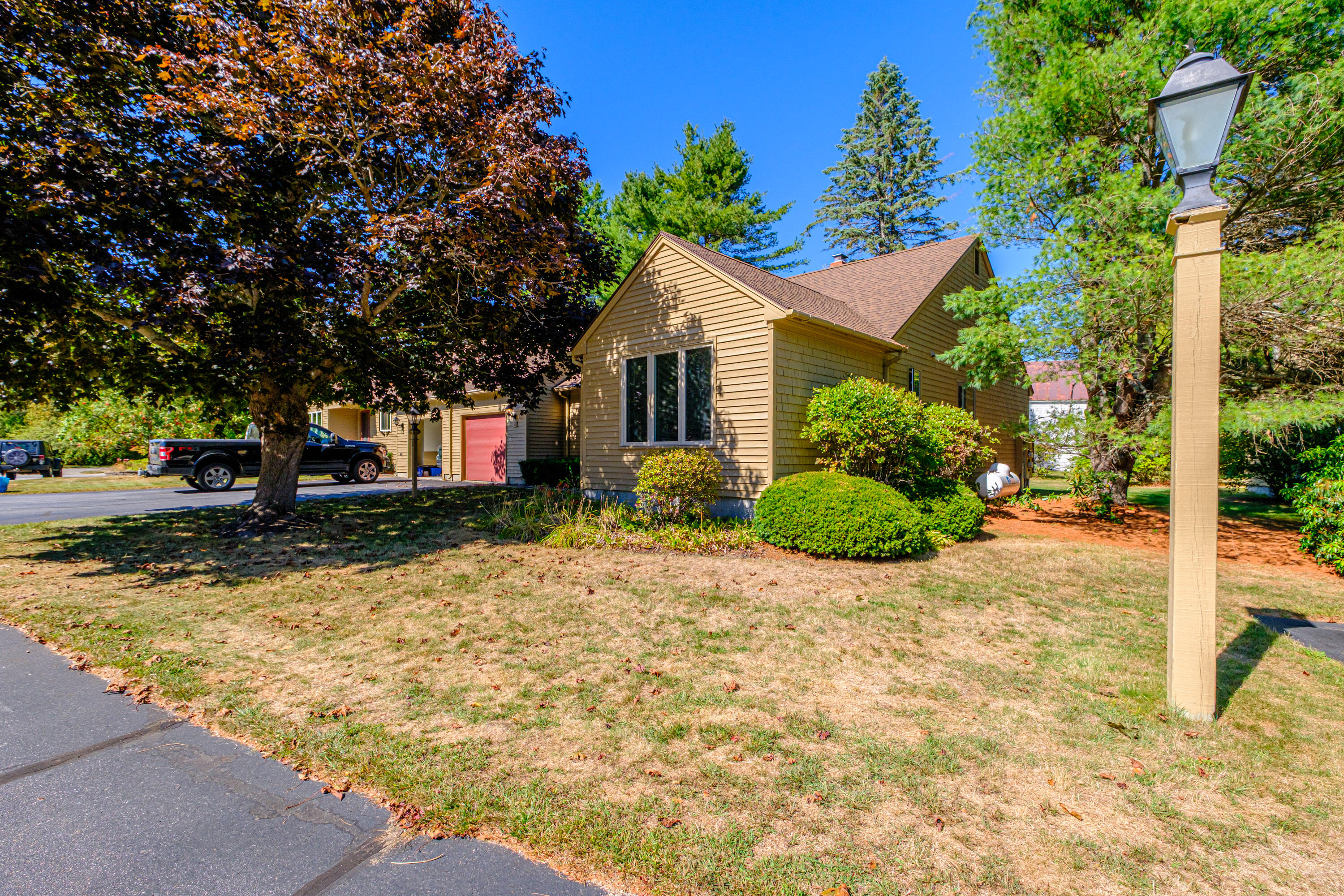 2 Brookmere Way, 2