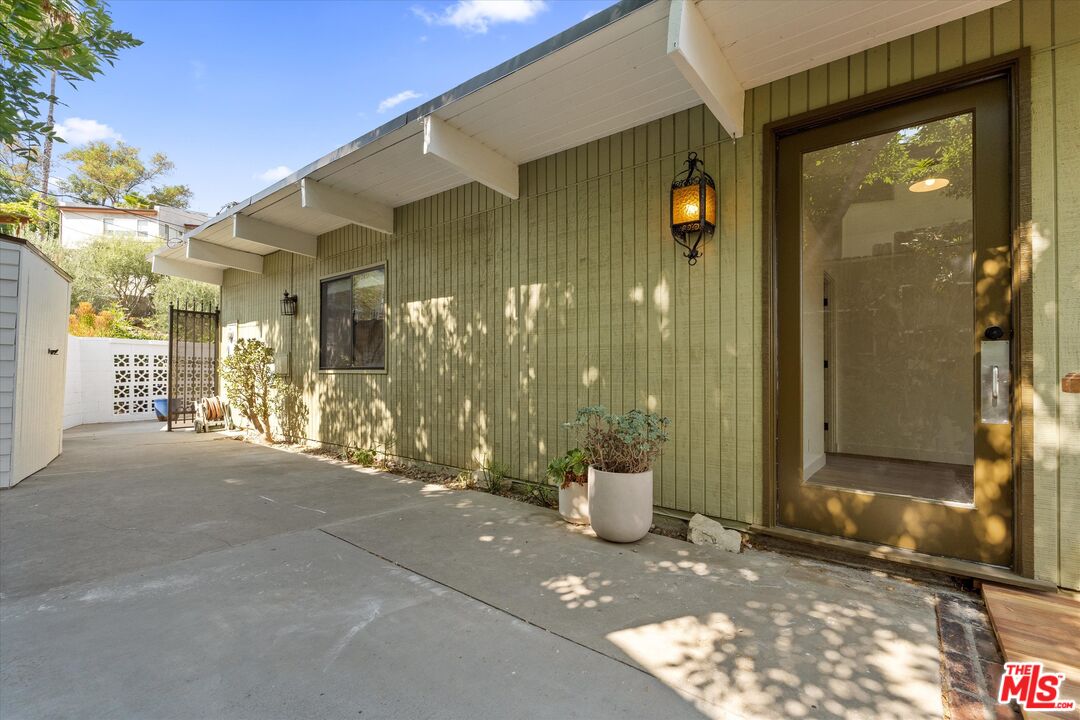 4950 Marmol Dr