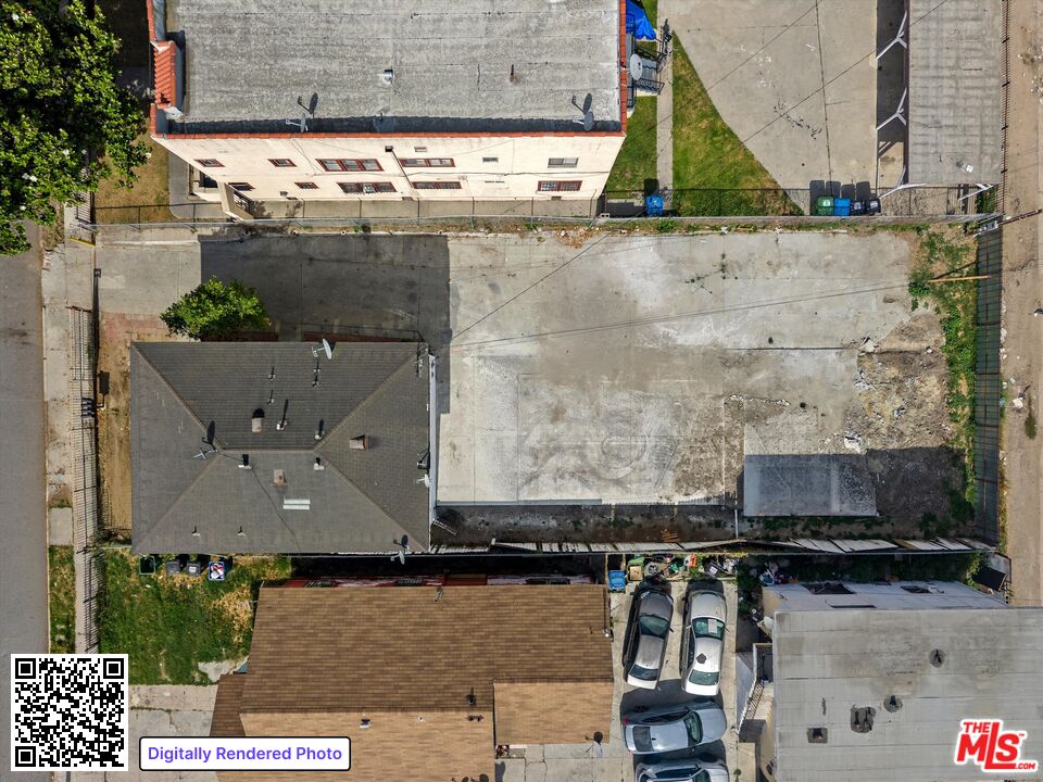 633 W 75th St