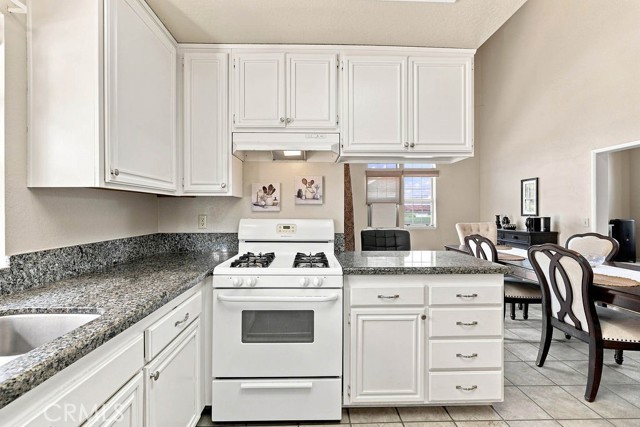 42515 Carriage WAY