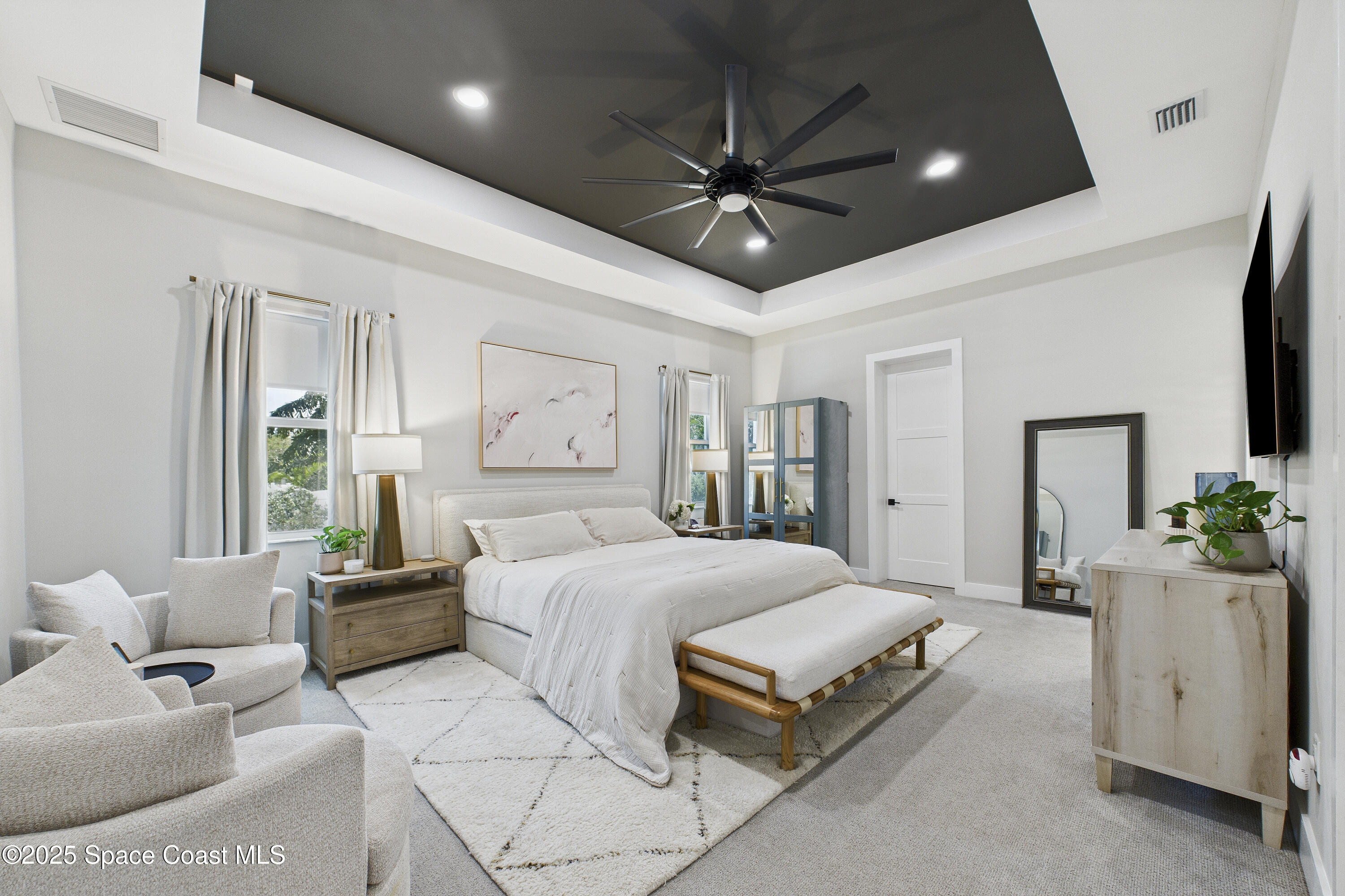 2345 N Riverside Drive