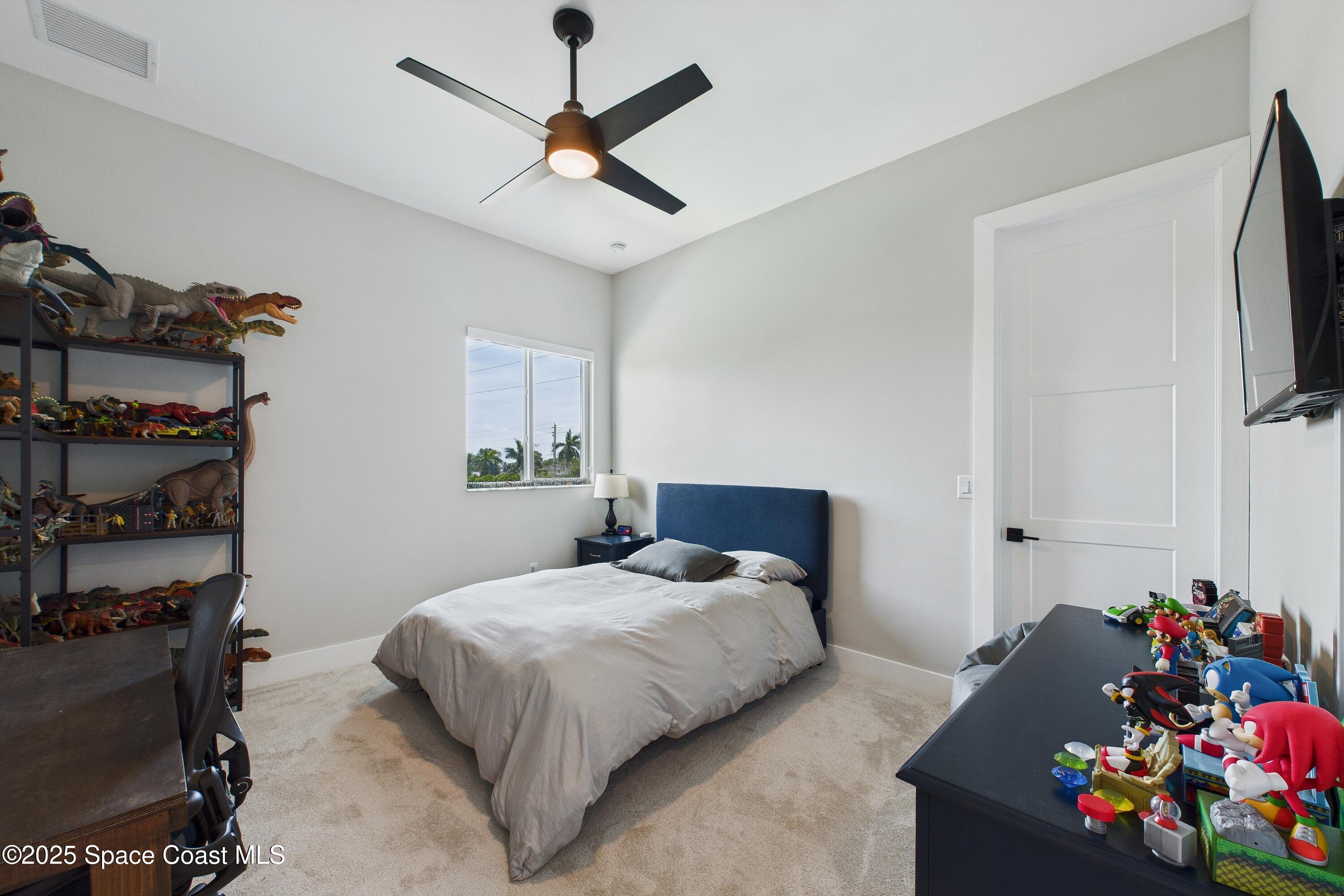 2345 N Riverside Drive