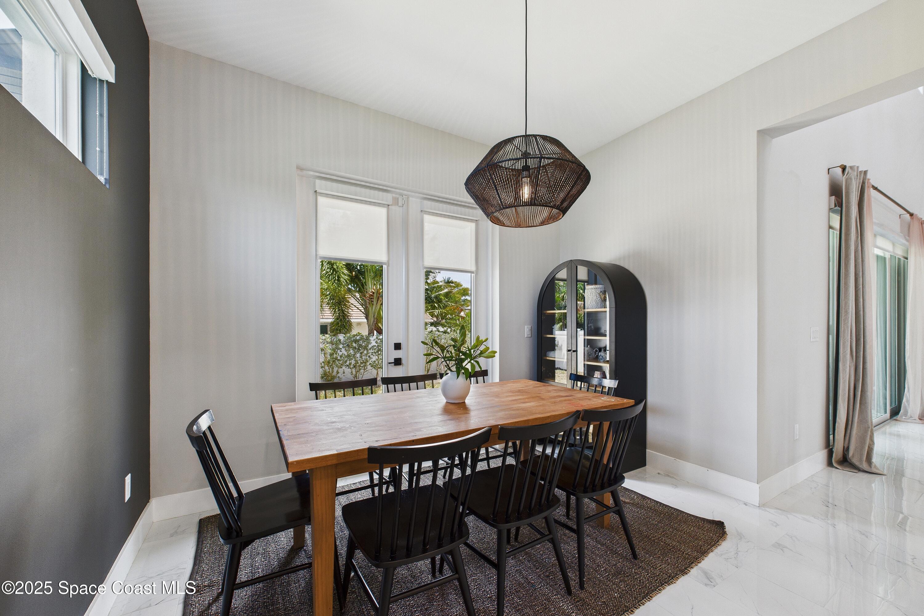 2345 N Riverside Drive