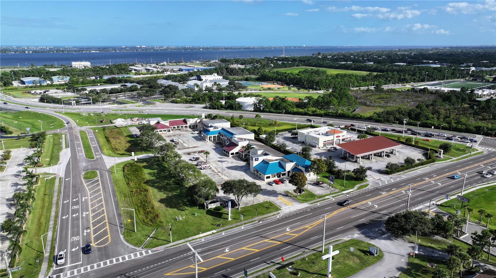 2955 PINEDA PLAZA WAY