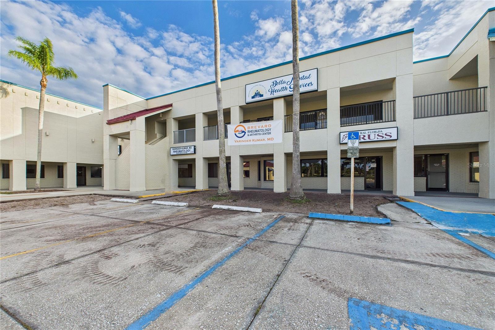 2955 PINEDA PLAZA WAY