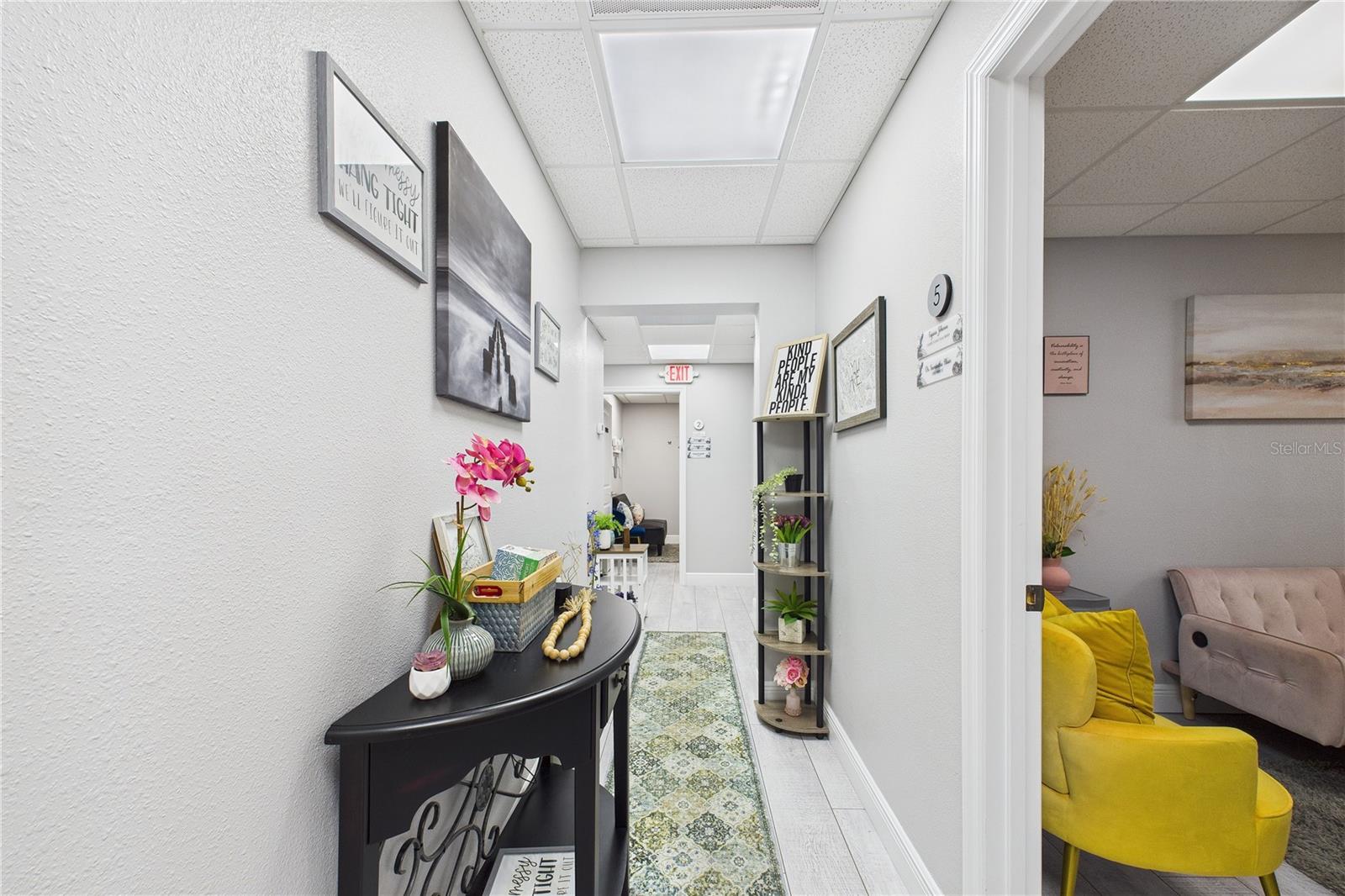 2955 PINEDA PLAZA WAY