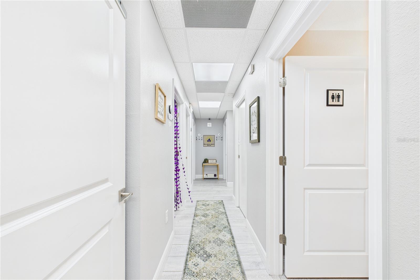 2955 PINEDA PLAZA WAY