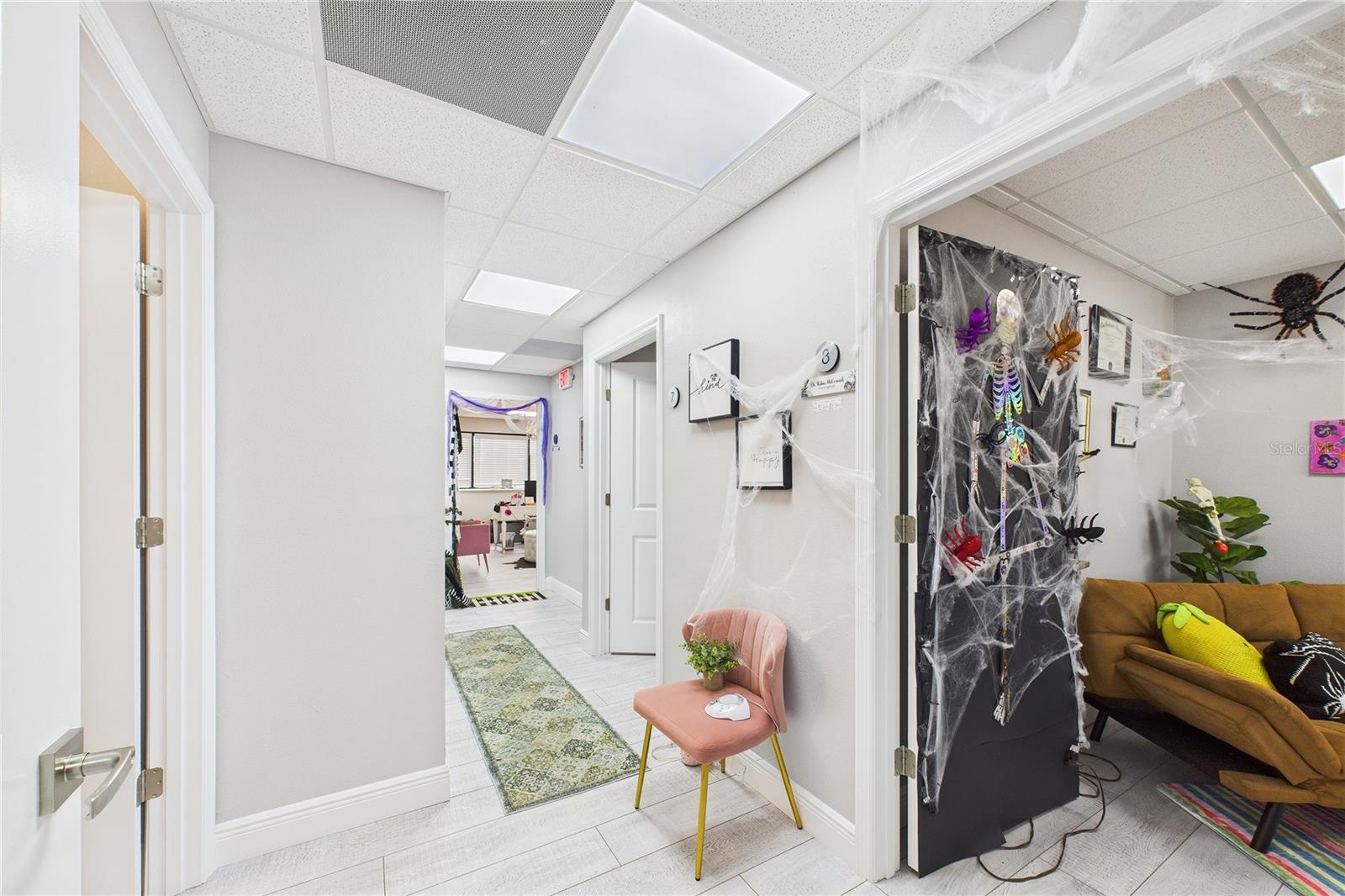 2955 PINEDA PLAZA WAY