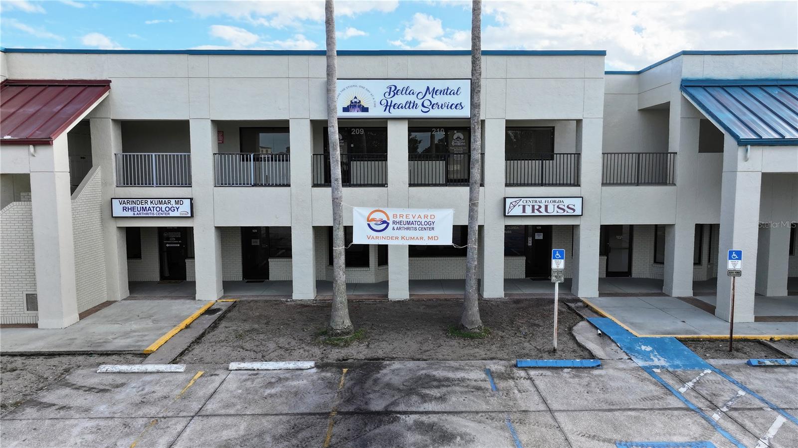 2955 PINEDA PLAZA WAY