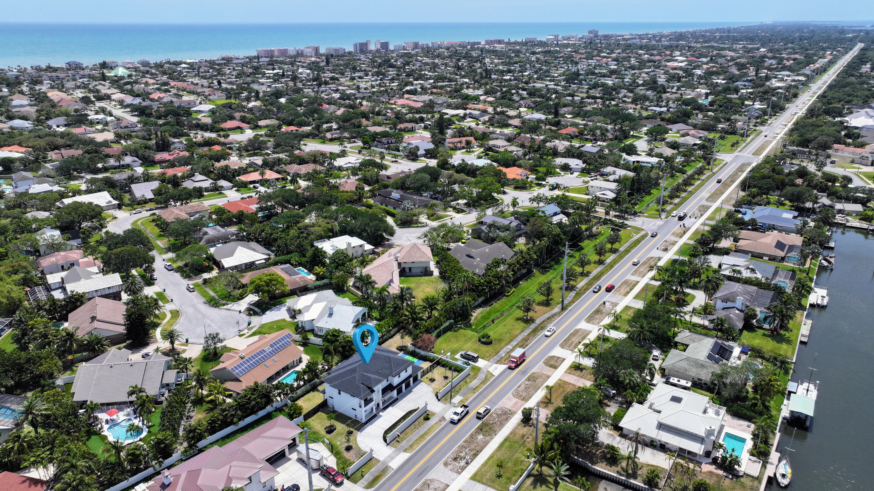 2345 N Riverside Drive