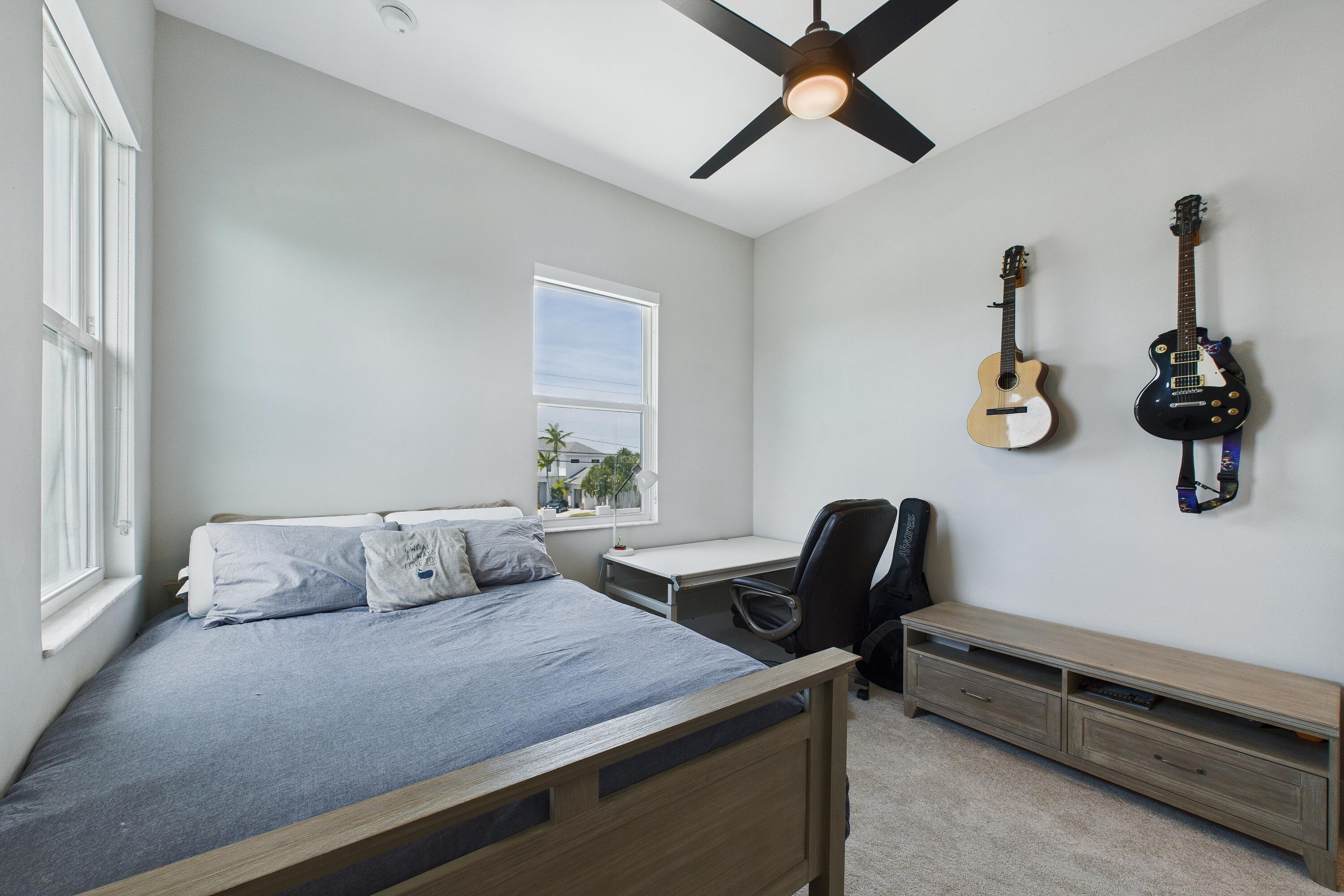 2345 N Riverside Drive