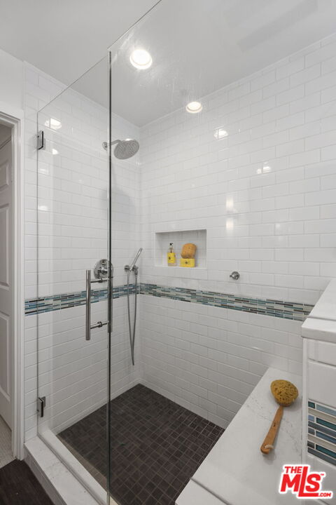 1722 Malcolm Ave Unit: 405