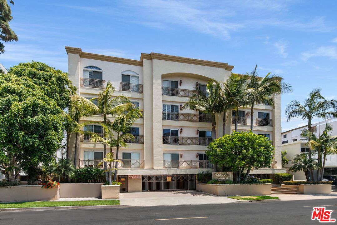 1722 Malcolm Ave Unit: 405