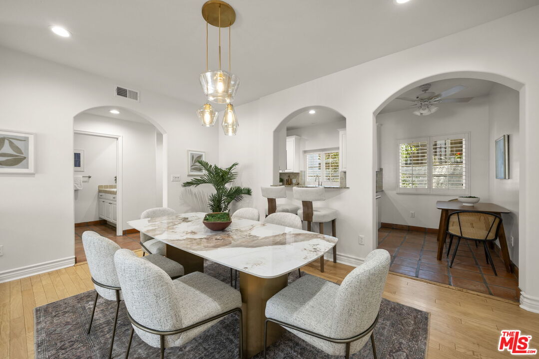 640 N Sweetzer Ave Unit: 8