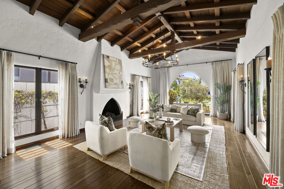 2714 Forrester Dr