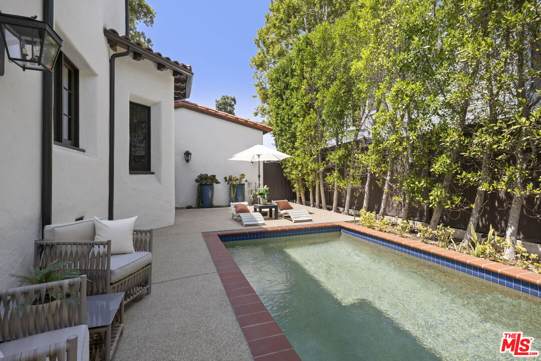 2714 Forrester Dr