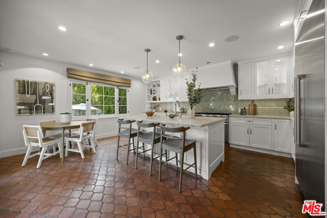 2714 Forrester Dr