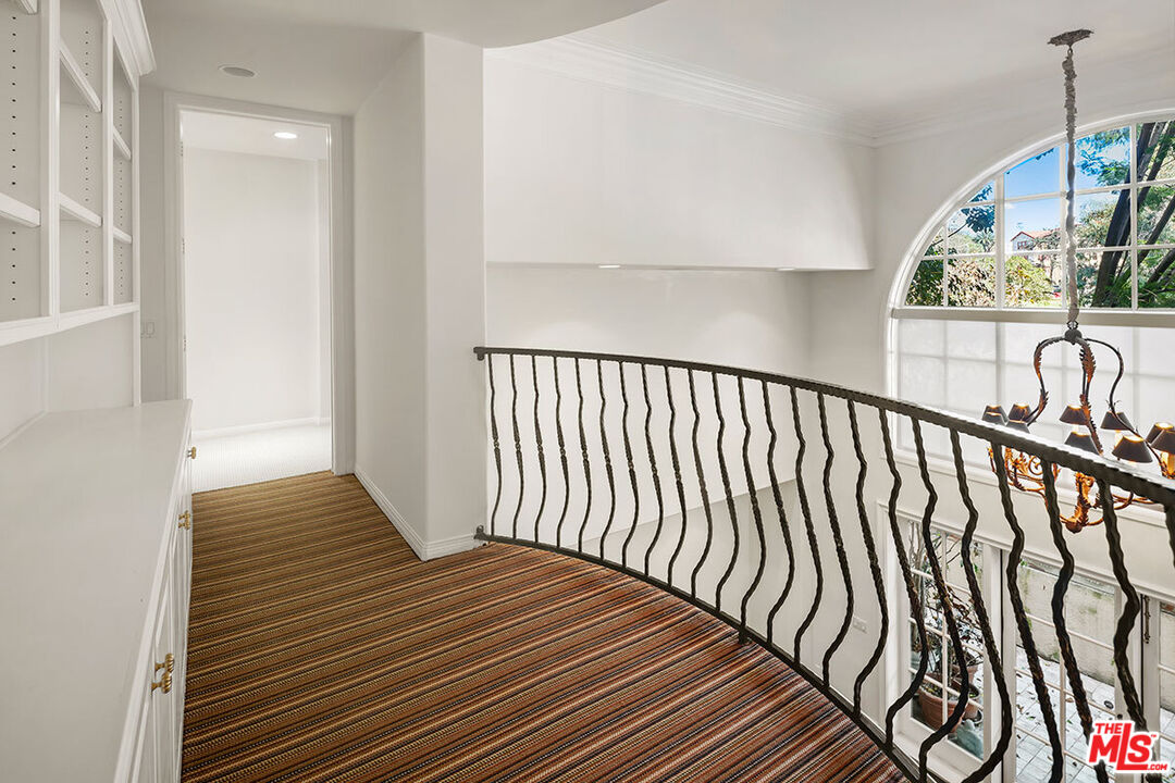 11500 San Vicente Blvd Unit: 220