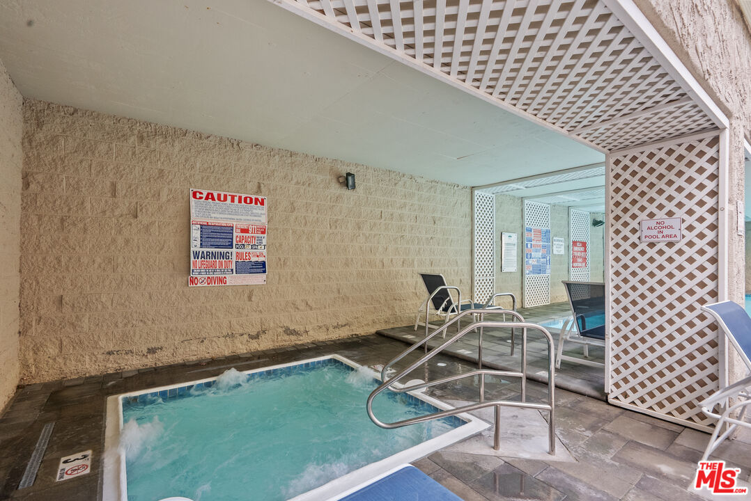 11645 Montana Ave Unit: 335