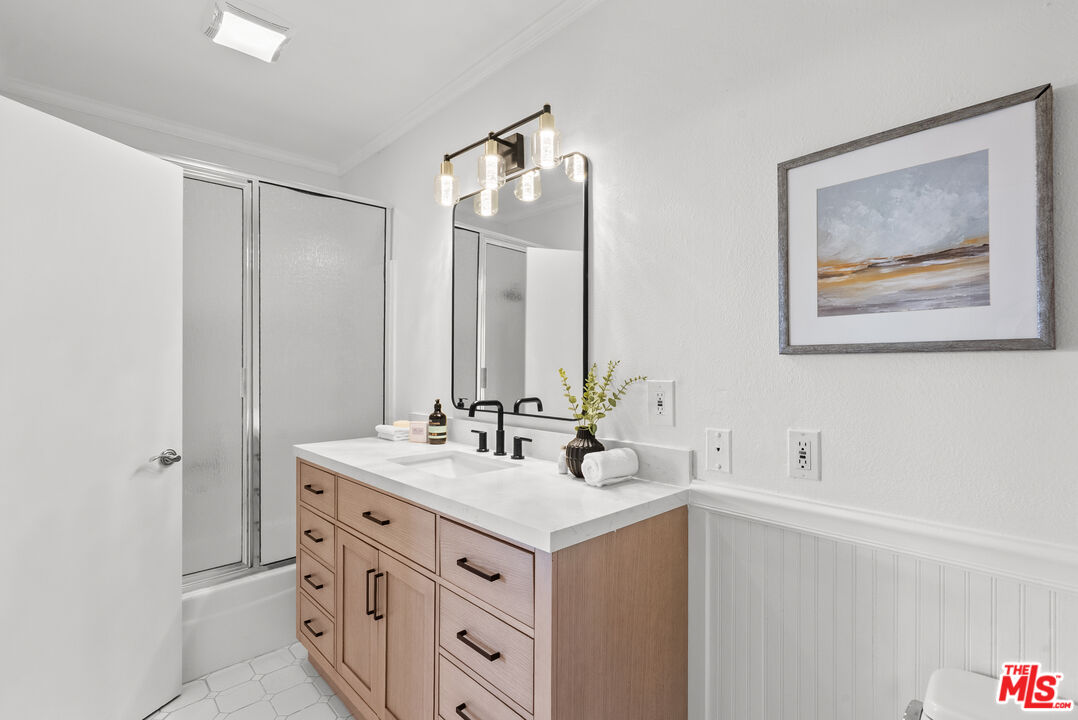 11645 Montana Ave Unit: 335