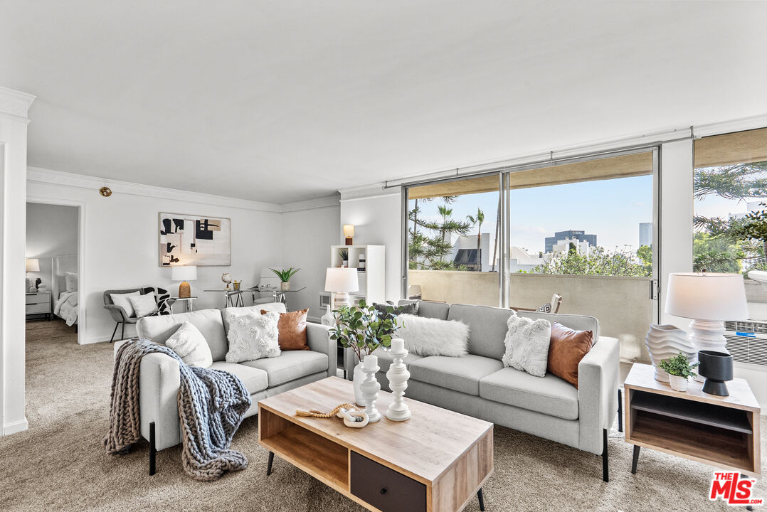 11645 Montana Ave Unit: 335