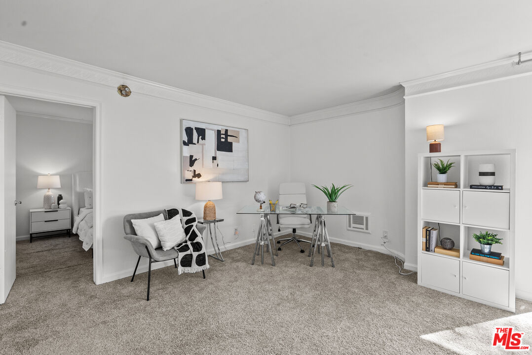 11645 Montana Ave Unit: 335