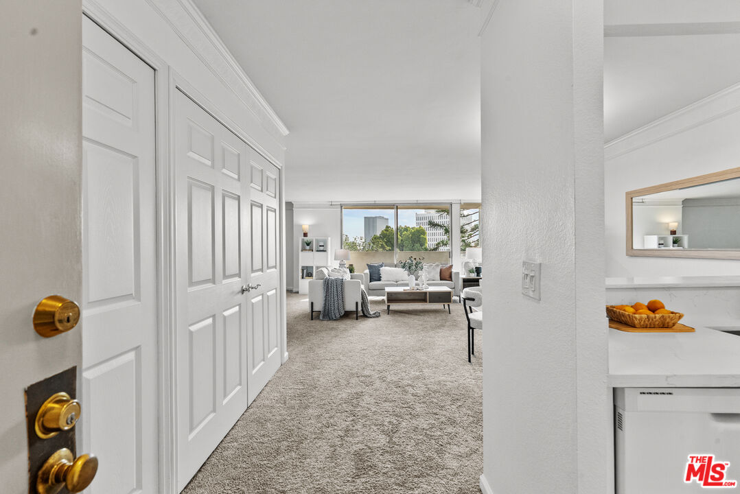 11645 Montana Ave Unit: 335