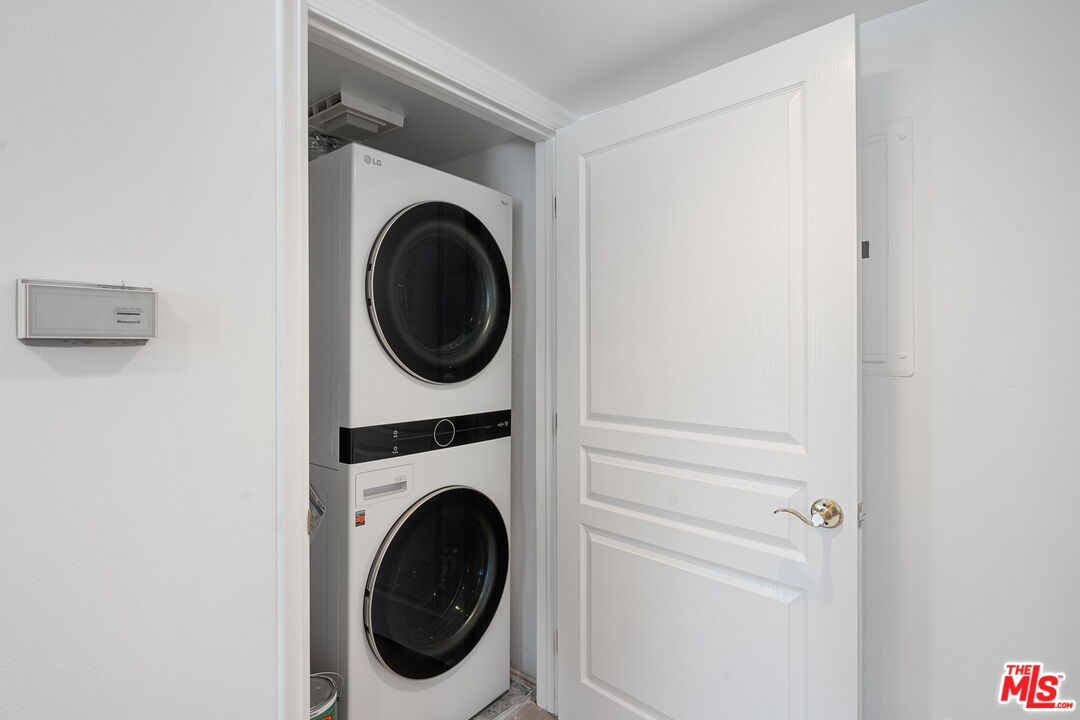 11842 Darlington Ave Unit: 301