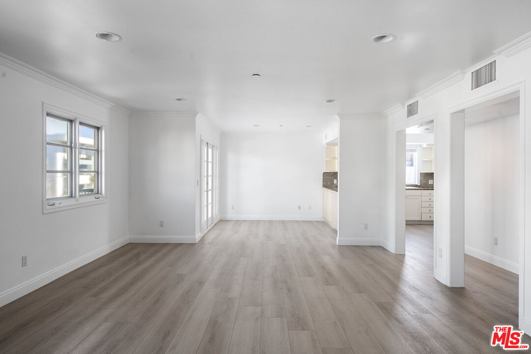 11842 Darlington Ave Unit: 301