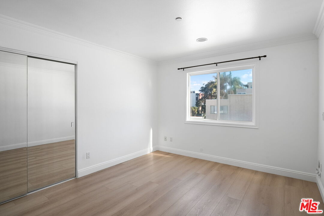 11842 Darlington Ave Unit: 301
