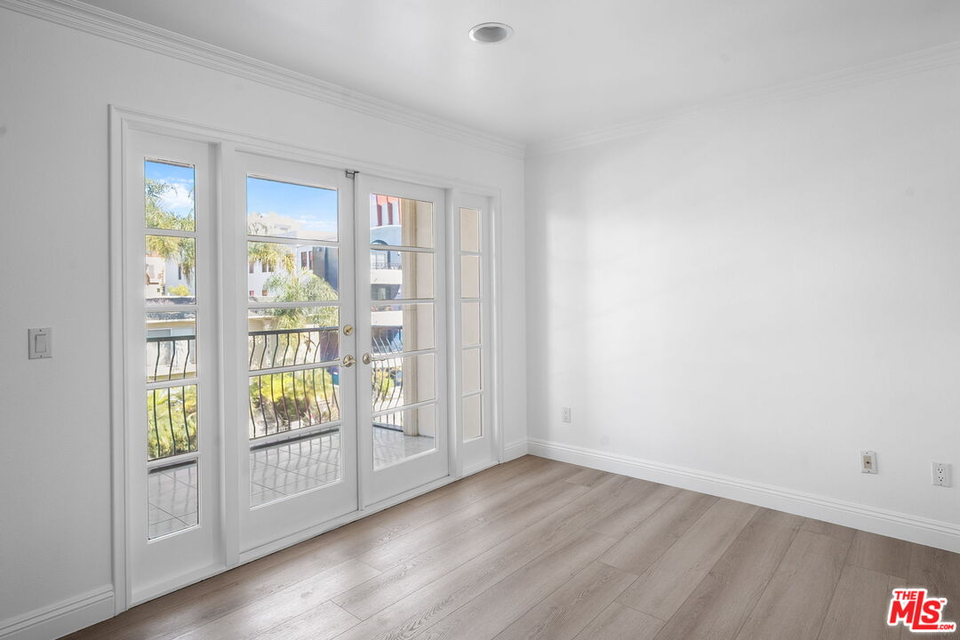 11842 Darlington Ave Unit: 301