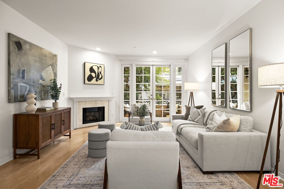 1818 Colby AVE Unit: 203