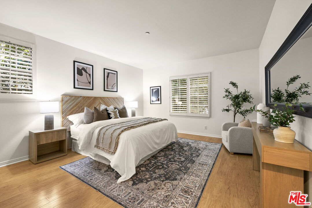 1818 Colby AVE Unit: 203