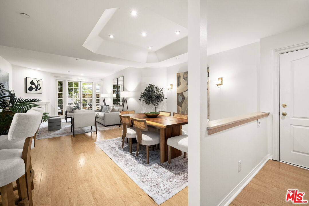 1818 Colby AVE Unit: 203