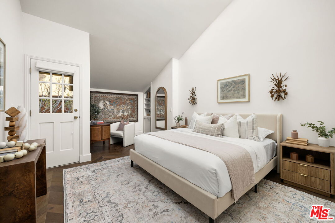 202 San Vicente Blvd Unit: 6