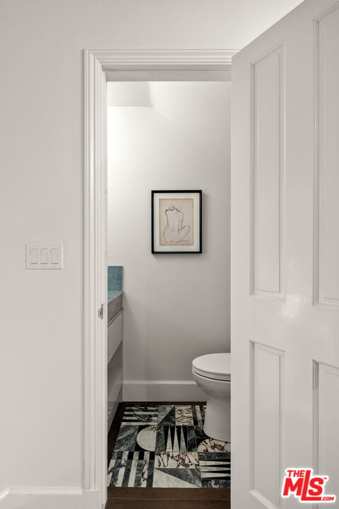 202 San Vicente Blvd Unit: 6