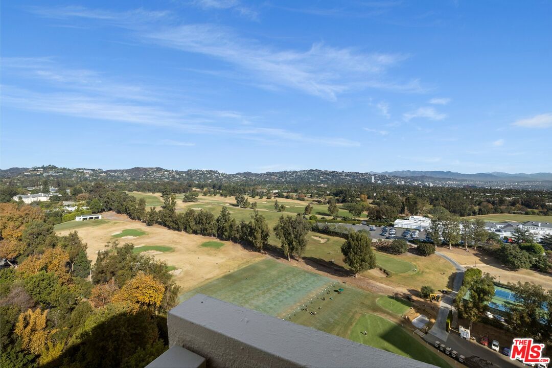 875 Comstock Ave Unit: 18A