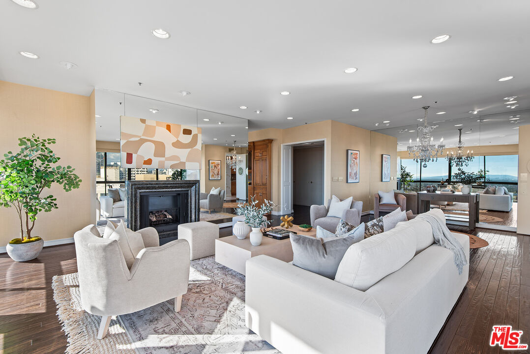 10750 Wilshire Blvd Unit: 1503