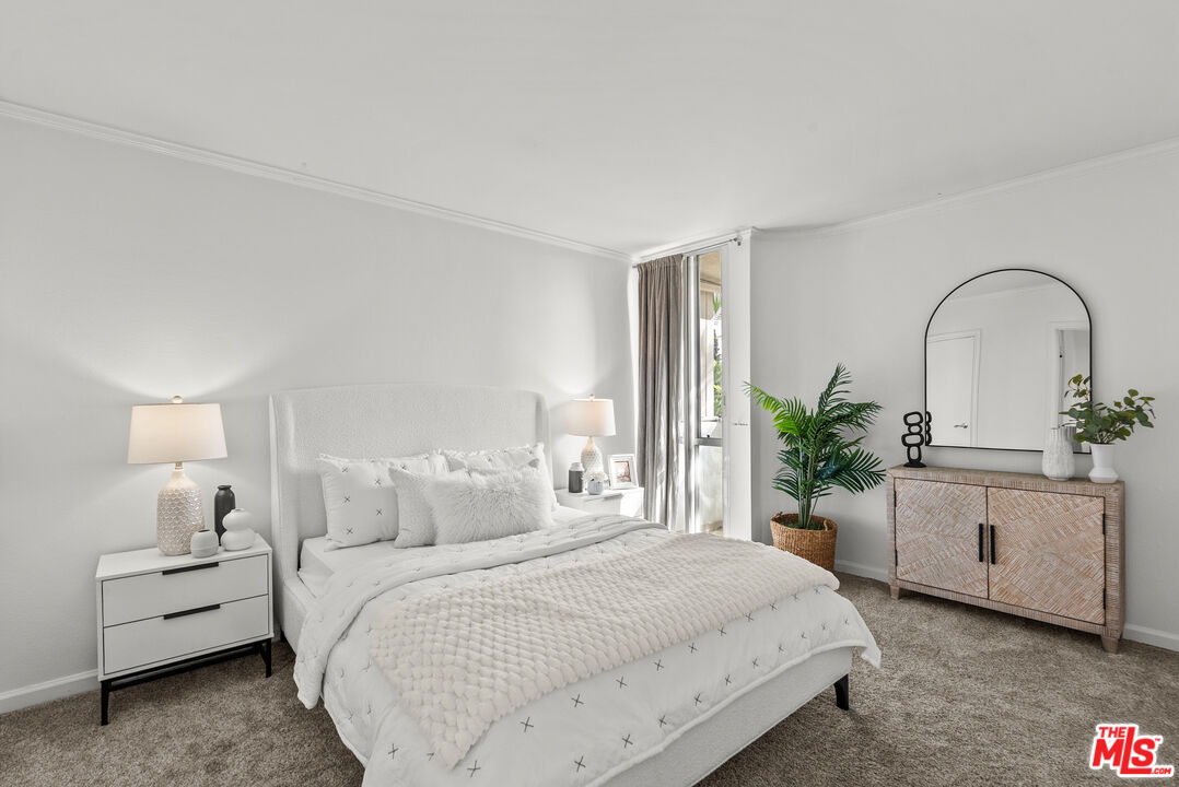 11645 Montana Ave Unit: 335