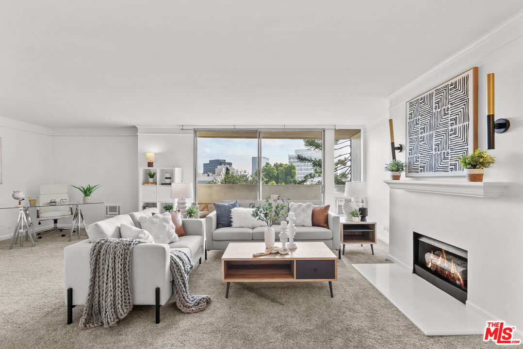 11645 Montana Ave Unit: 335