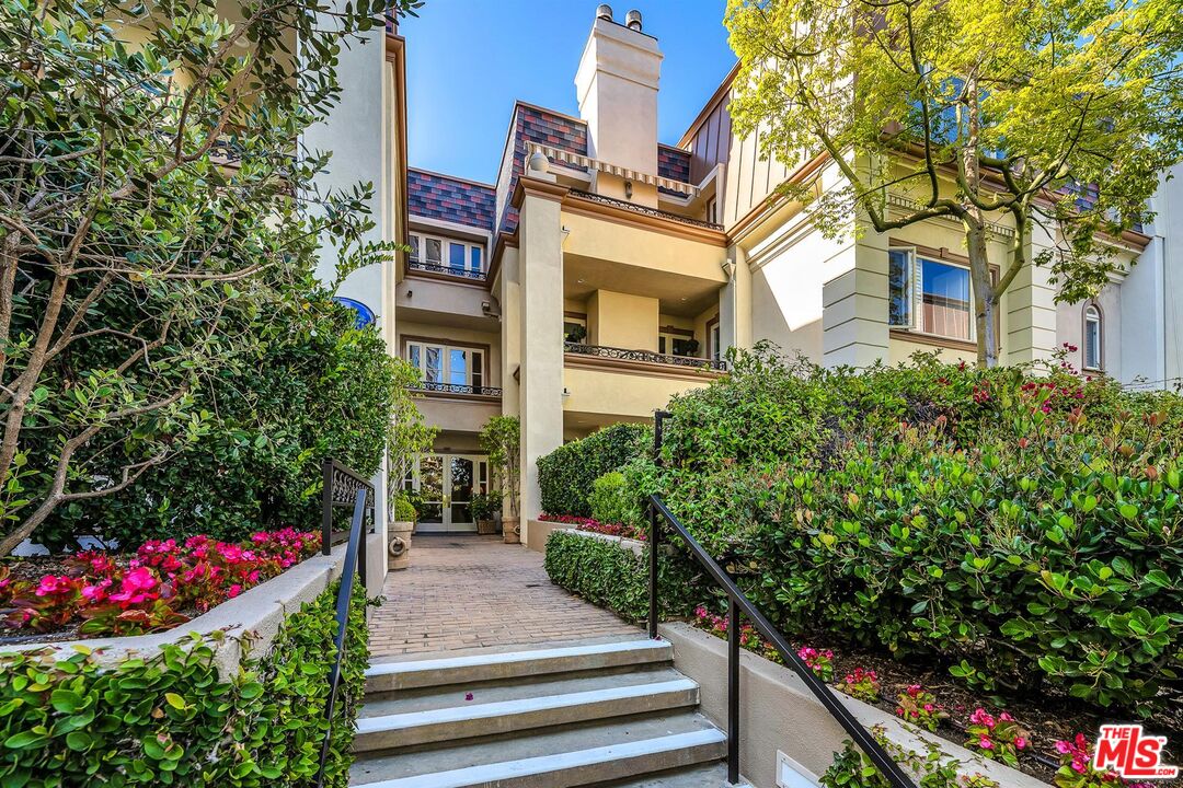 10126 Empyrean Way Unit: 102