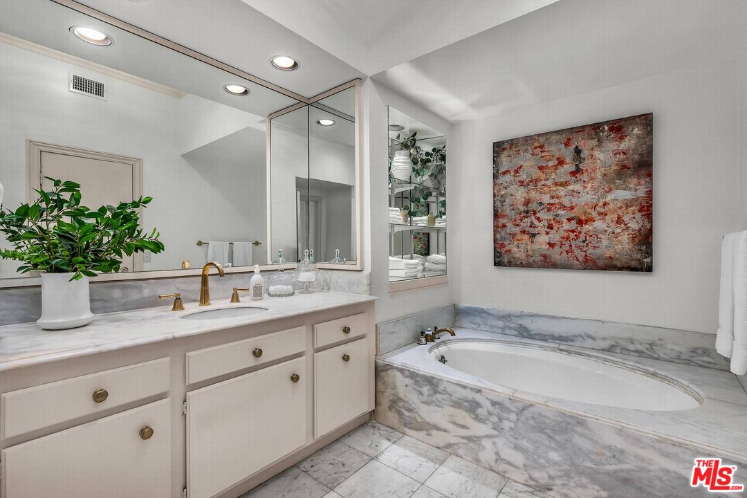 10126 Empyrean Way Unit: 102