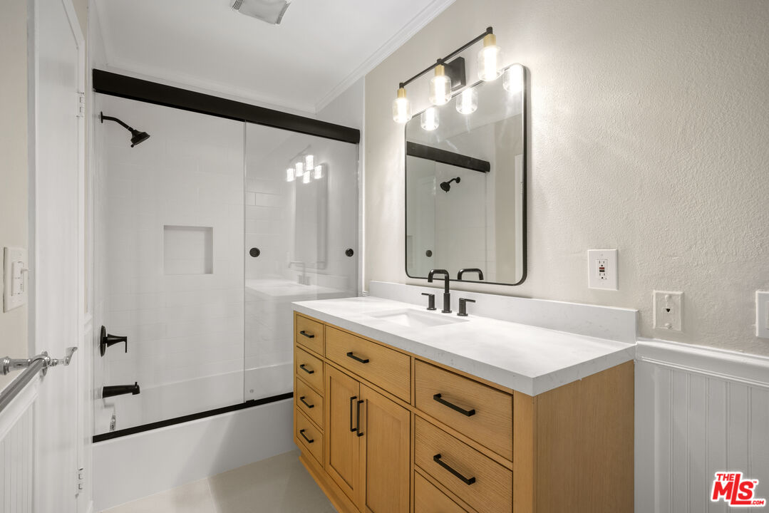 11645 Montana Ave Unit: 335